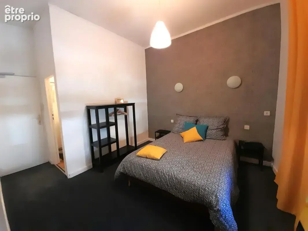 Immeuble actuellement Hotel/Restaurant rénové - photo 7