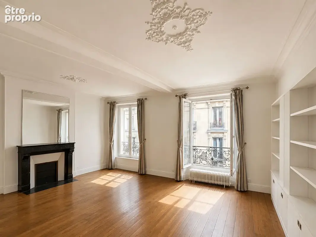 Appartement à PARIS-14E