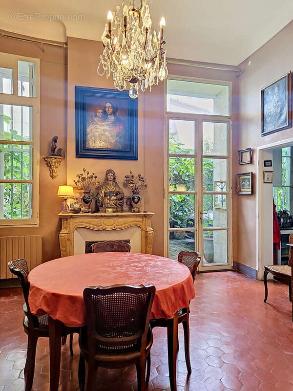 Appartement à NIMES