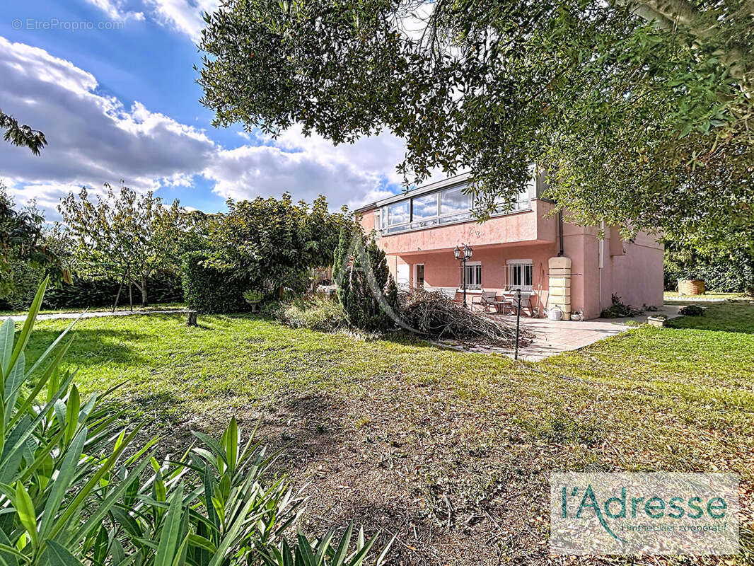 Maison à BRUGUIERES