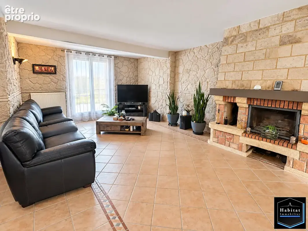 Pavillon individuel - sous-sol - 3 ch (possible 4) - terrain 687m² - photo 4