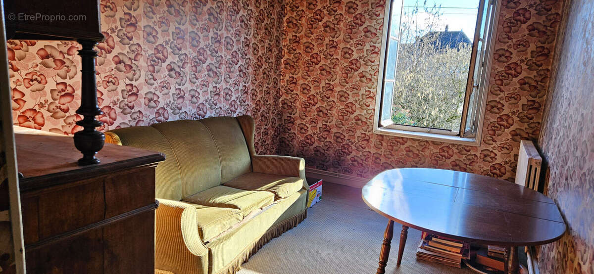 MAISON DAUPHINOISE DE CARACTERE  Les Avenieres Veyrins Thuellin 4 pièce(s) 99.35 m2 - photo 16