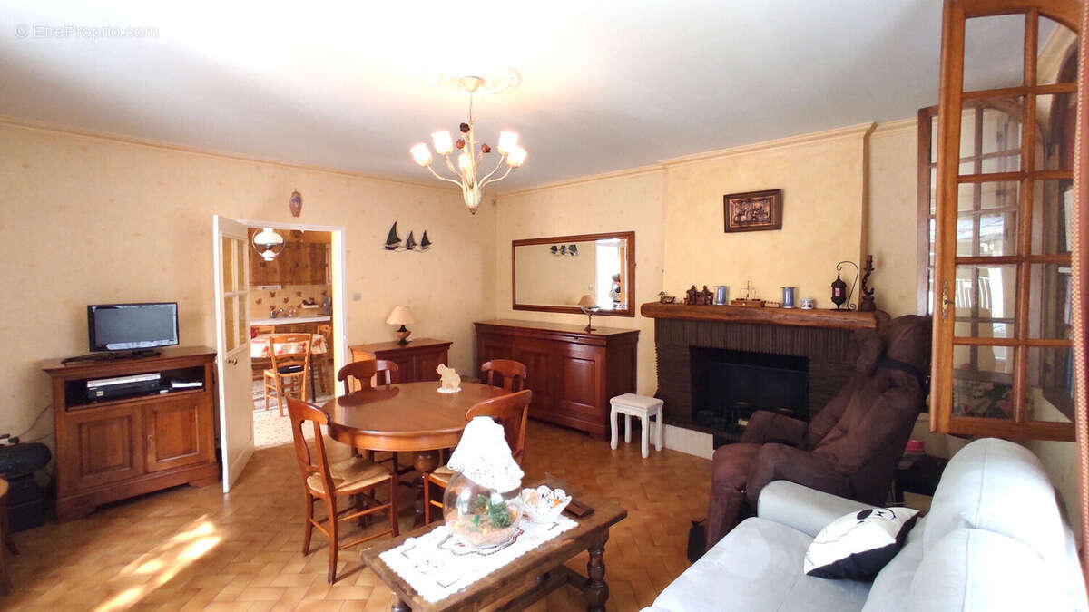 Maison à CHATELLERAULT