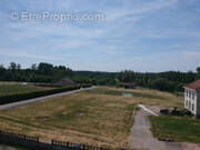 Terrain à CHENEVIERES