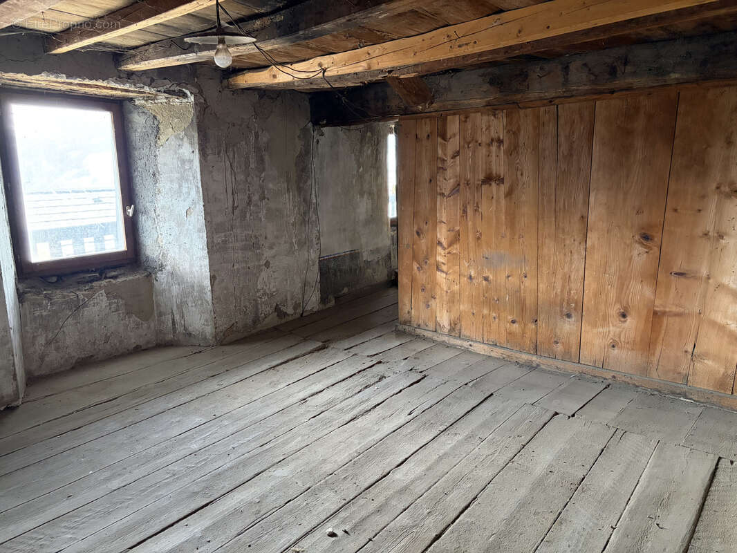 Maison à SAINT-MICHEL-DE-MAURIENNE