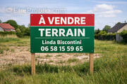 Terrain à EVIN-MALMAISON