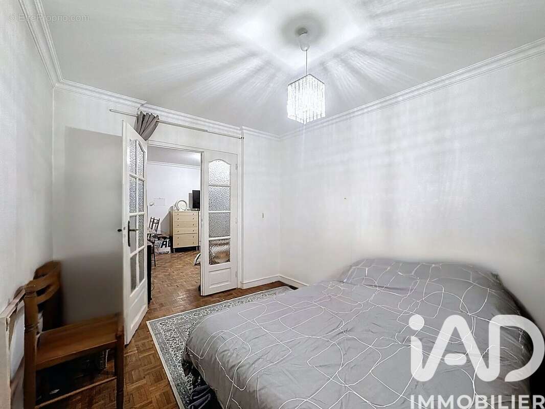 Photo 5 - Appartement à VILLENEUVE-LA-GARENNE