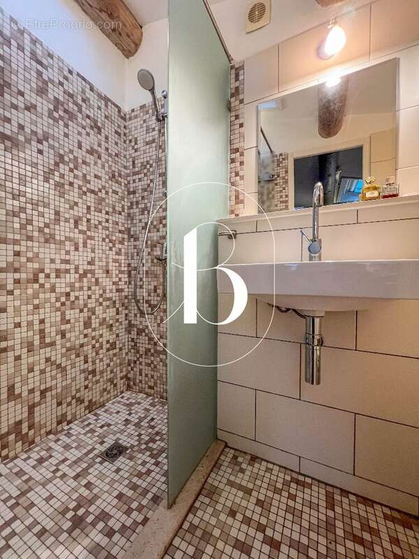 Maison à GOUDARGUES