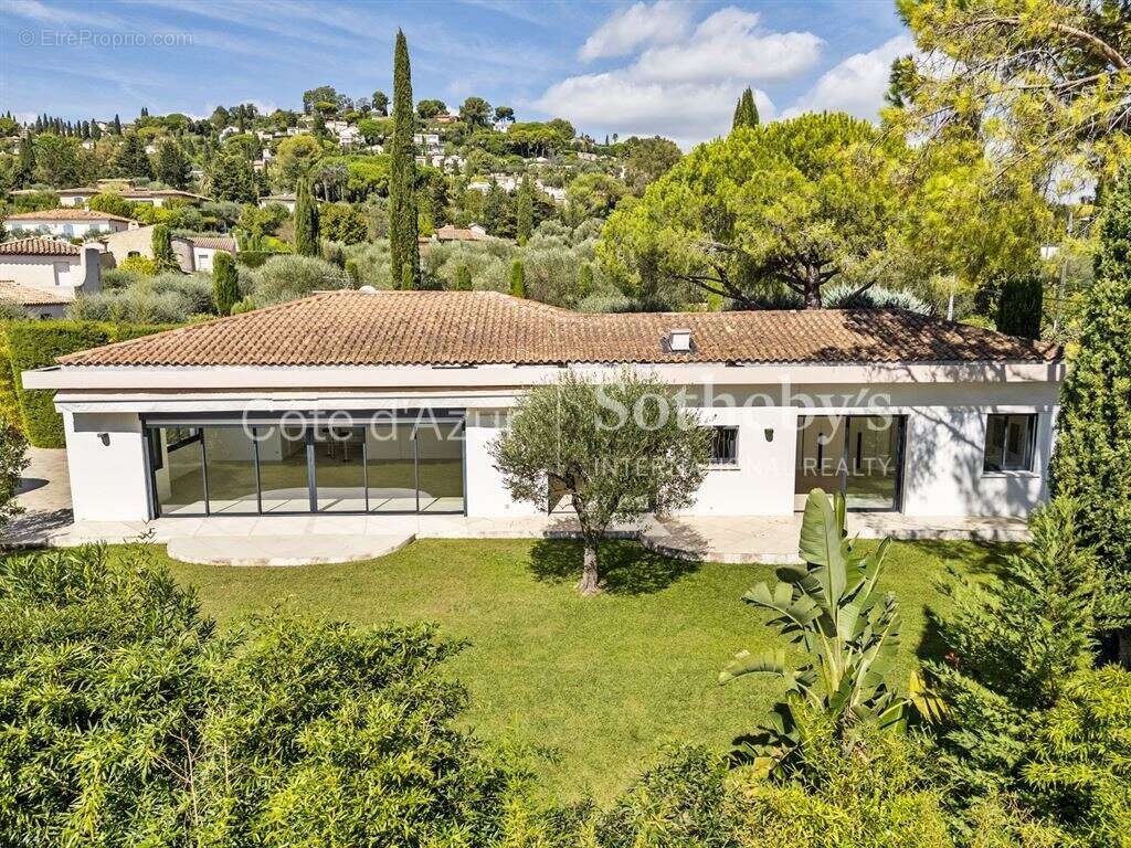 Maison à MOUGINS
