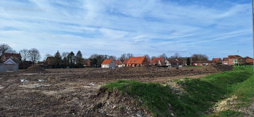 Terrain à BULLY-LES-MINES