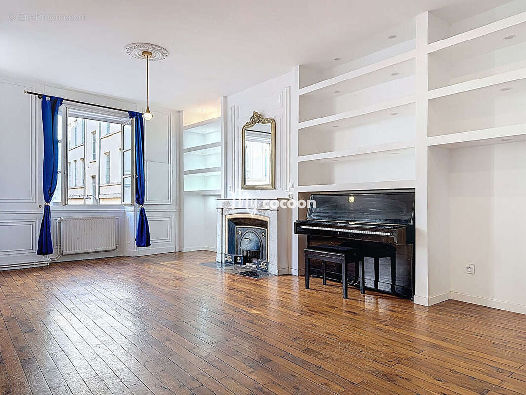 Appartement à LYON-1E