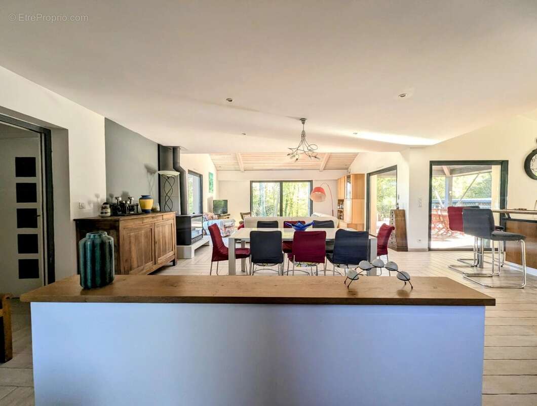 Maison à SAINT-MARTIN-DE-SEIGNANX