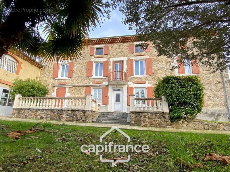 Maison à SARRAS