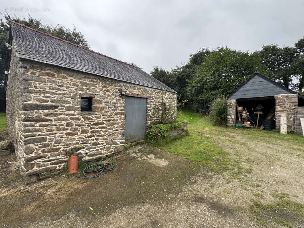 Maison à TREGARANTEC