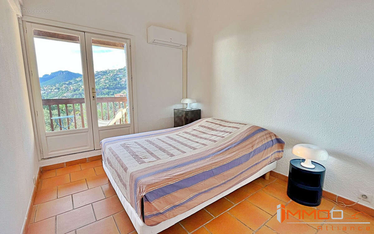 Appartement à THEOULE-SUR-MER