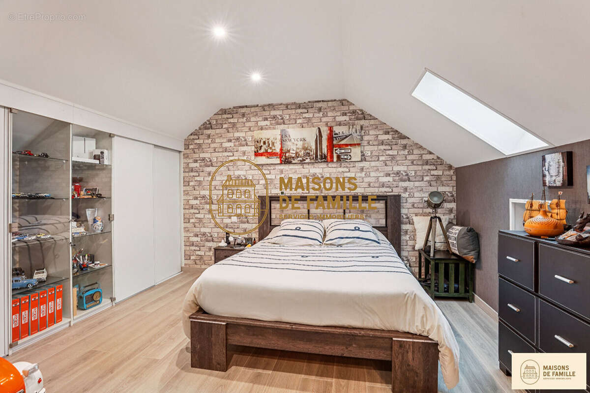 Maison à VERNEUIL-SUR-SEINE