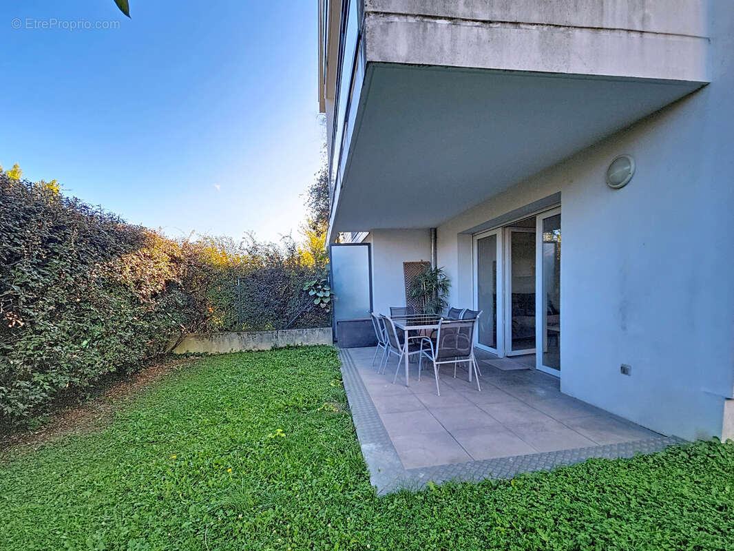 Appartement à MEYLAN