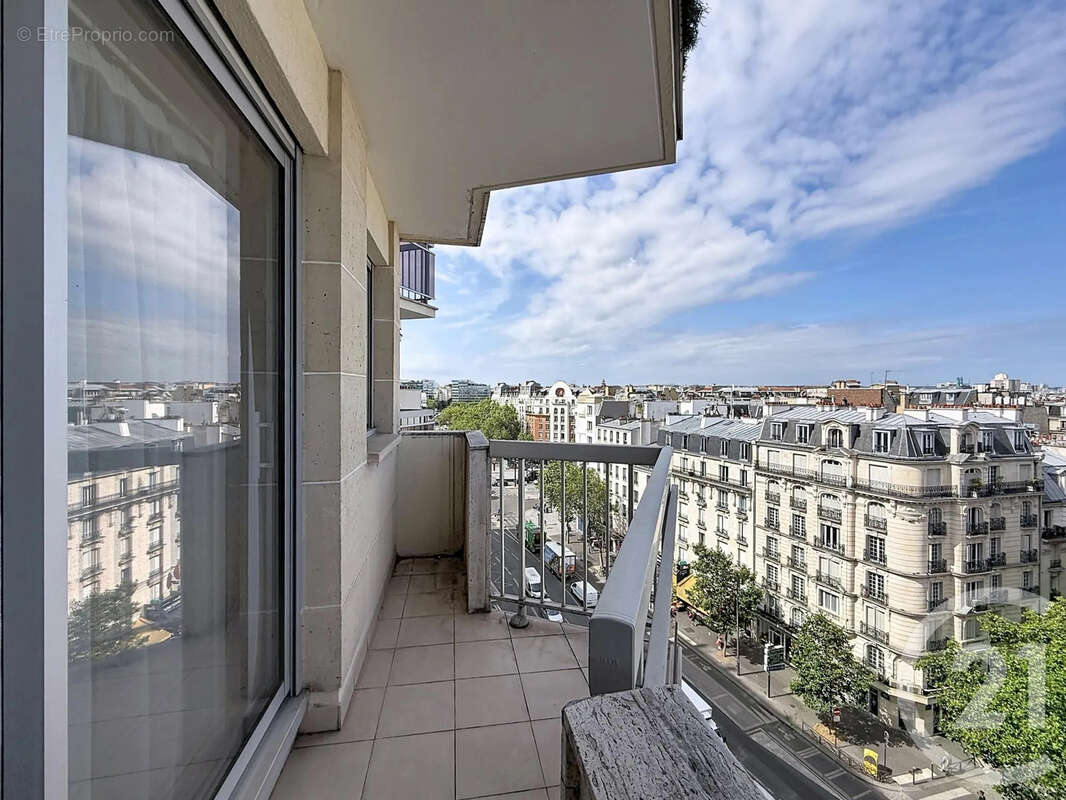 Appartement à PARIS-14E