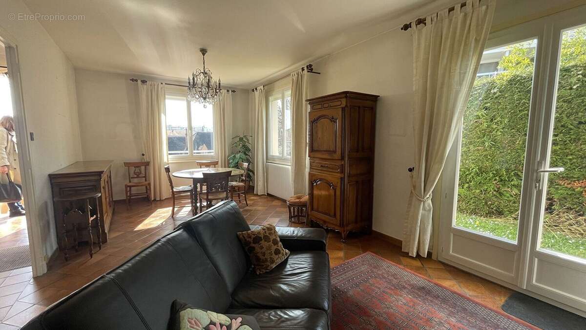 Maison  4  pièces avec terrain  CHAMALIERES - photo 5