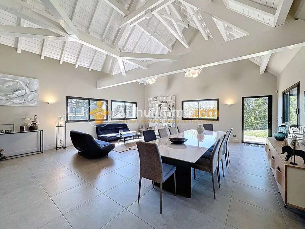 Maison à BOURGOIN-JALLIEU