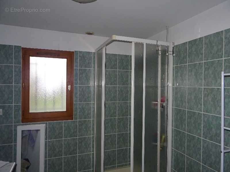 Maison à NEUVIC-ENTIER