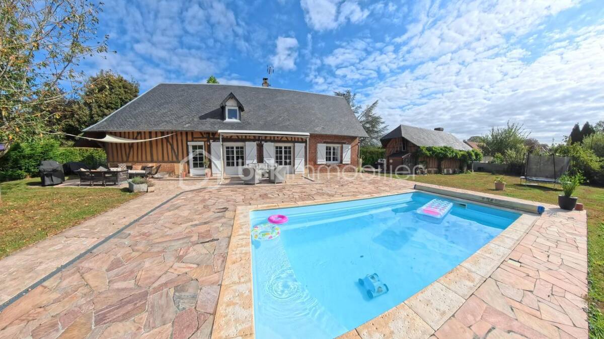 Maison à MARBEUF