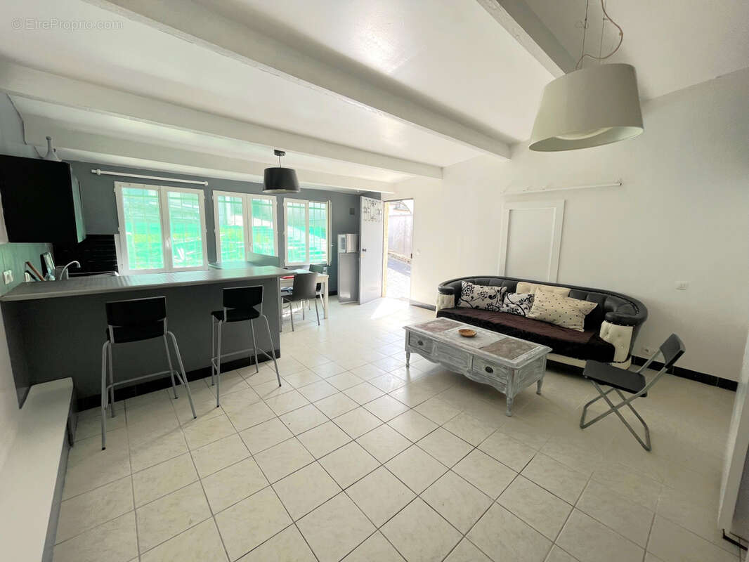 Appartement 54 m² à Gagny  - photo 3