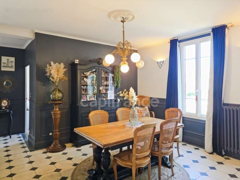 Maison à SAINT-REMY