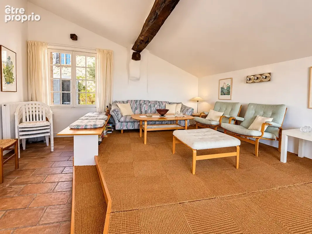 EXCLUSIVITÉ — Maison de caractère avec terrasse et vue mer - photo 2
