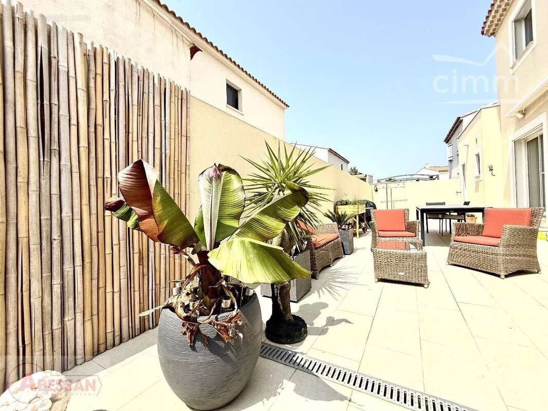 Maison à PORT-SAINT-LOUIS-DU-RHONE