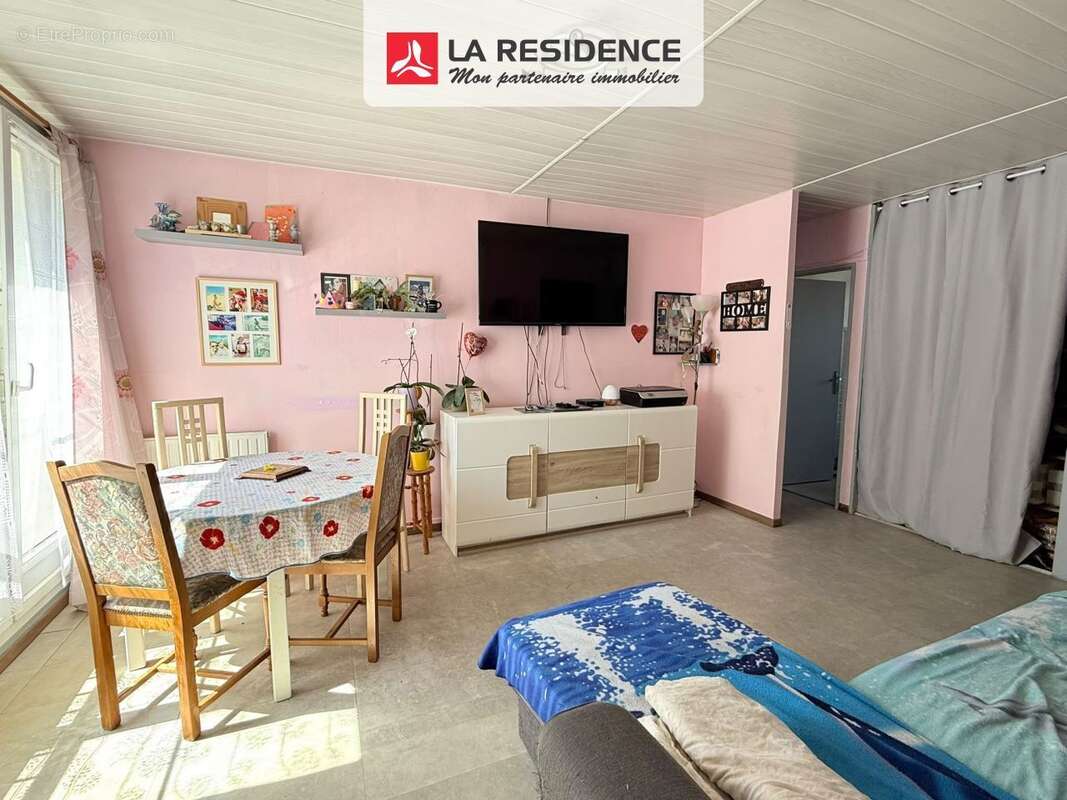 Appartement 62 m² à Montigny-Les-Cormeilles  - photo 2
