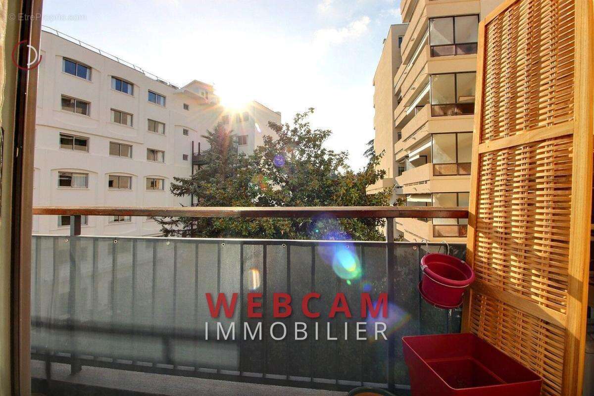 Appartement à LE CANNET