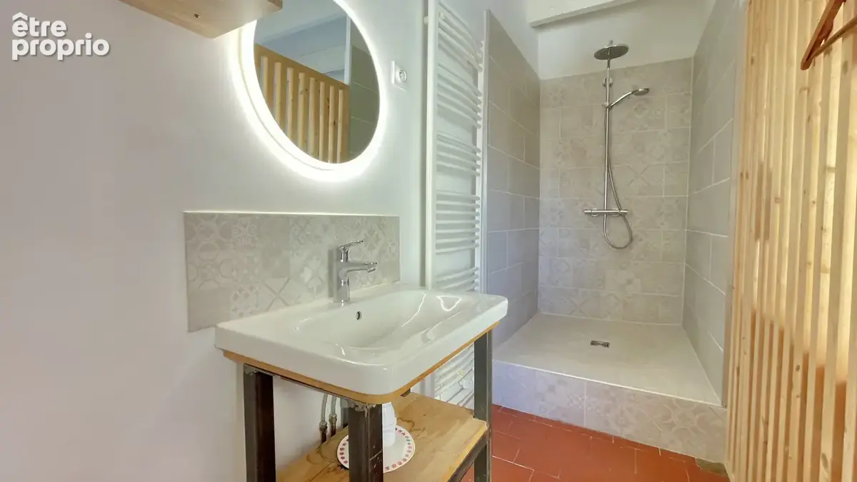 Appartement en duplex T5 avec terrasse au coeur d'Alès - photo 8