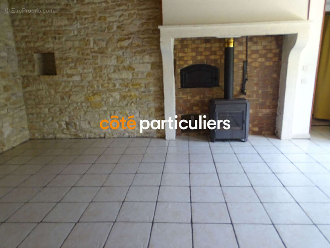 Maison à SAINT-SYMPHORIEN