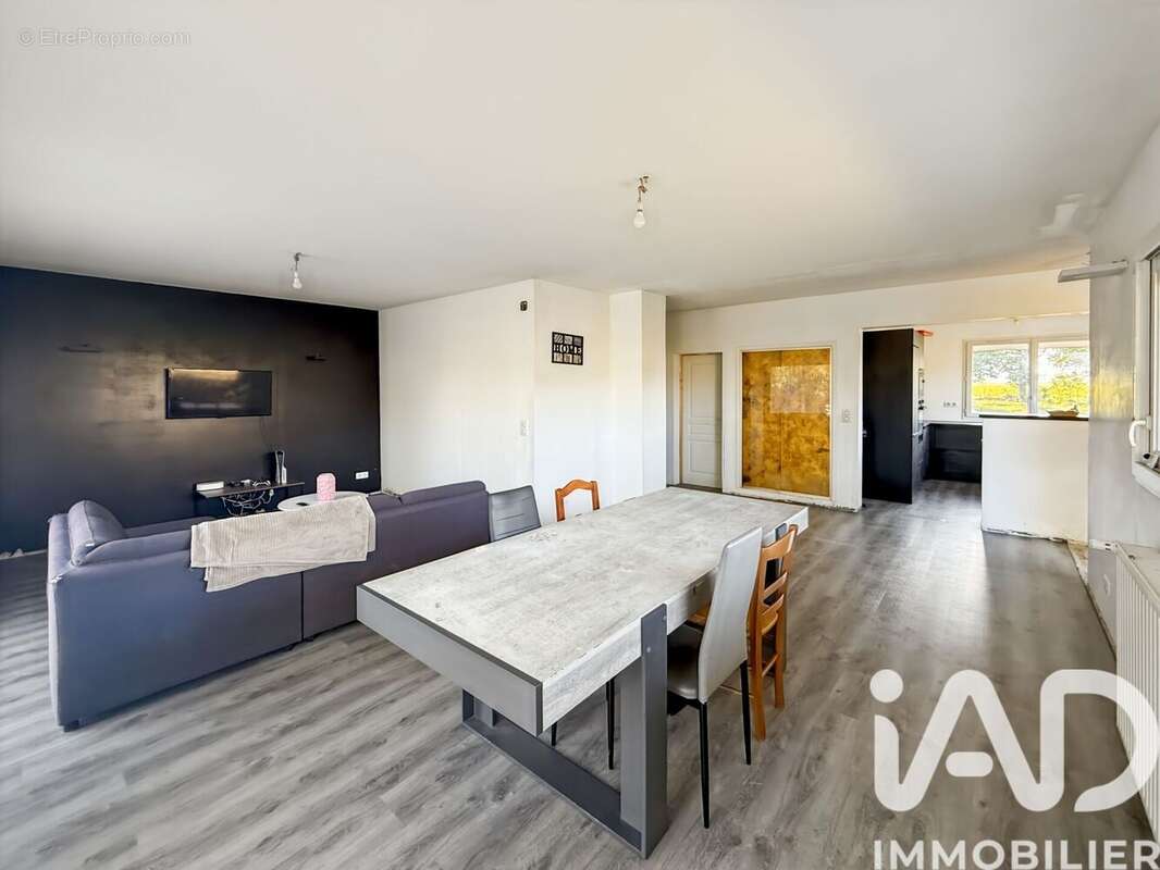 Photo 7 - Maison à COURLON-SUR-YONNE