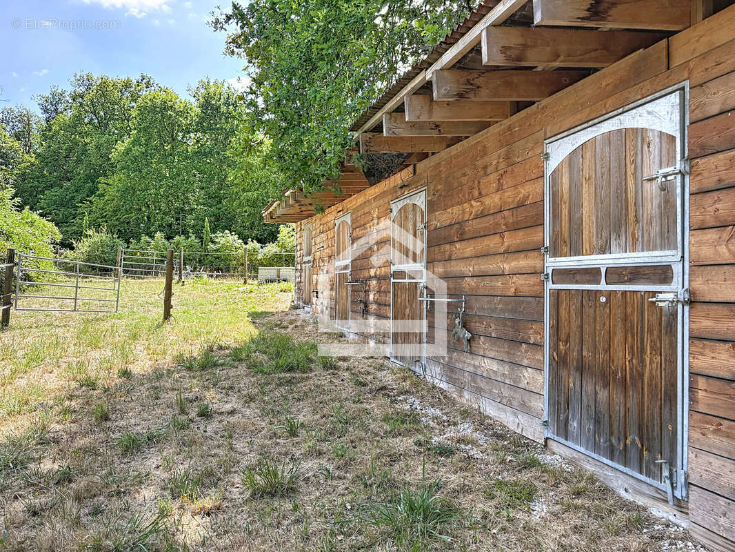 Maison à YVRAC