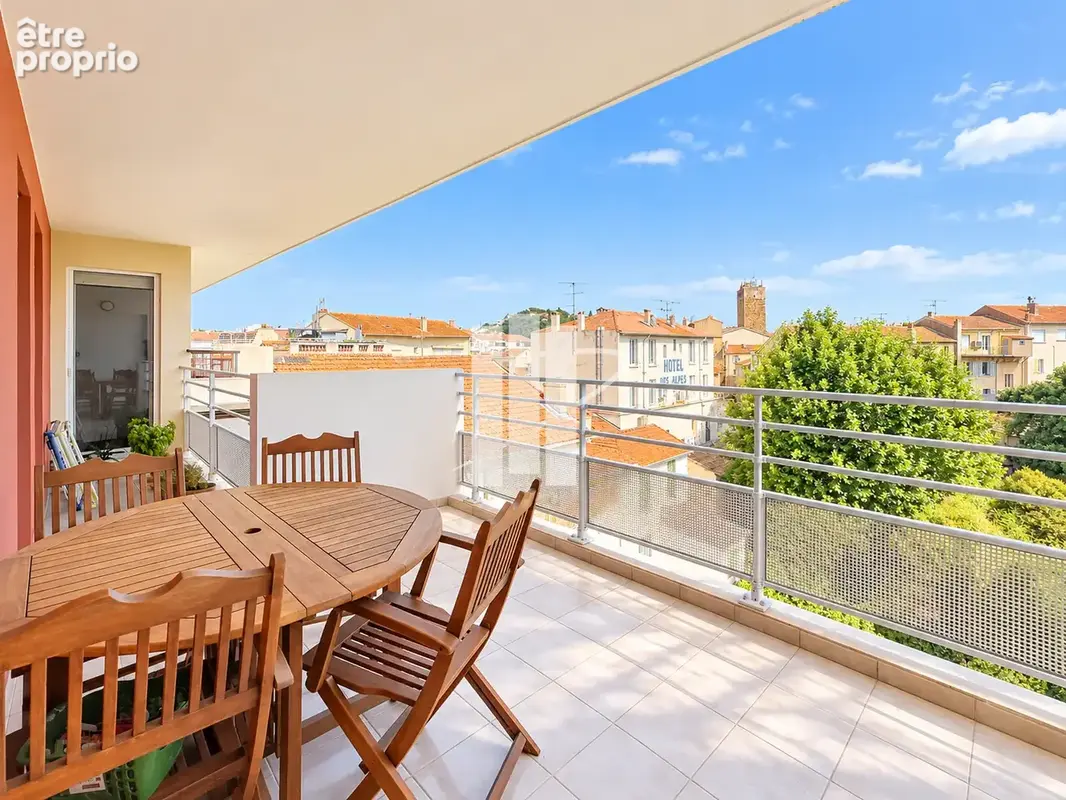 Appartement à SAINT-RAPHAEL