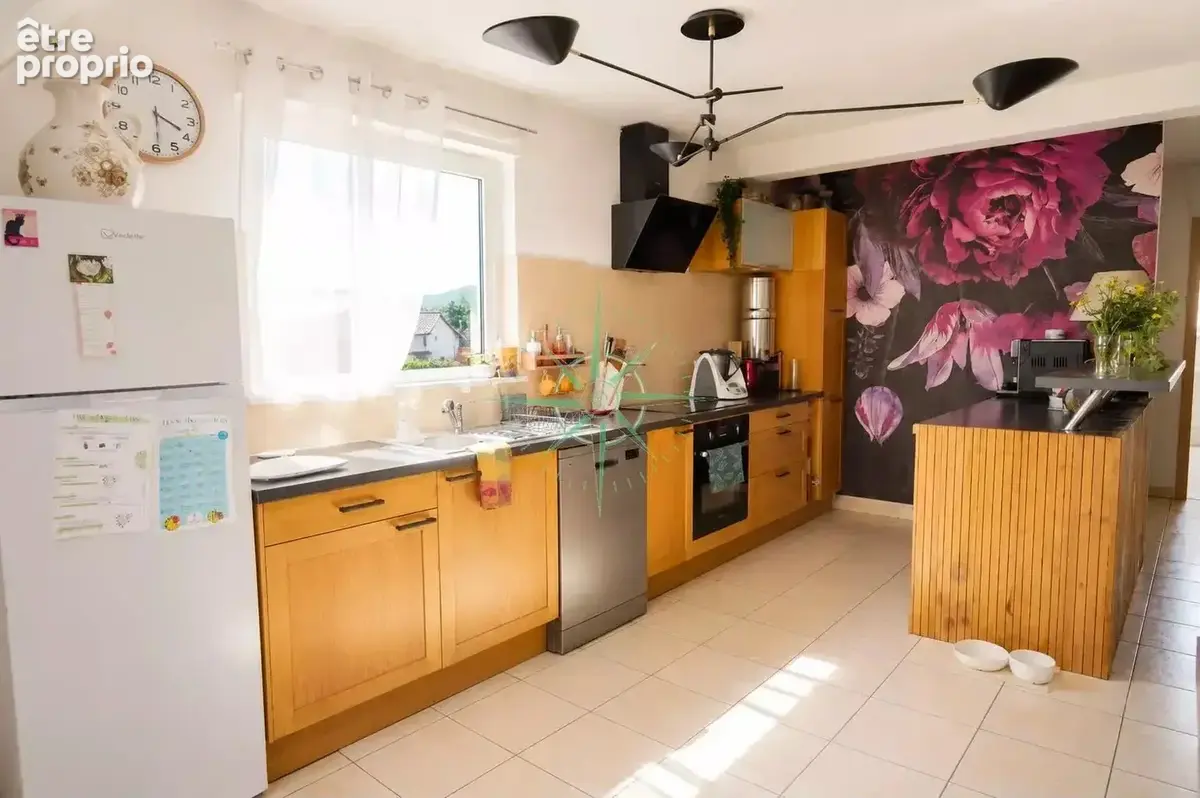 À VENDRE - Superbe duplex lumineux avec terrasse  Dernier étage  Garage + 3 parkings - photo 5