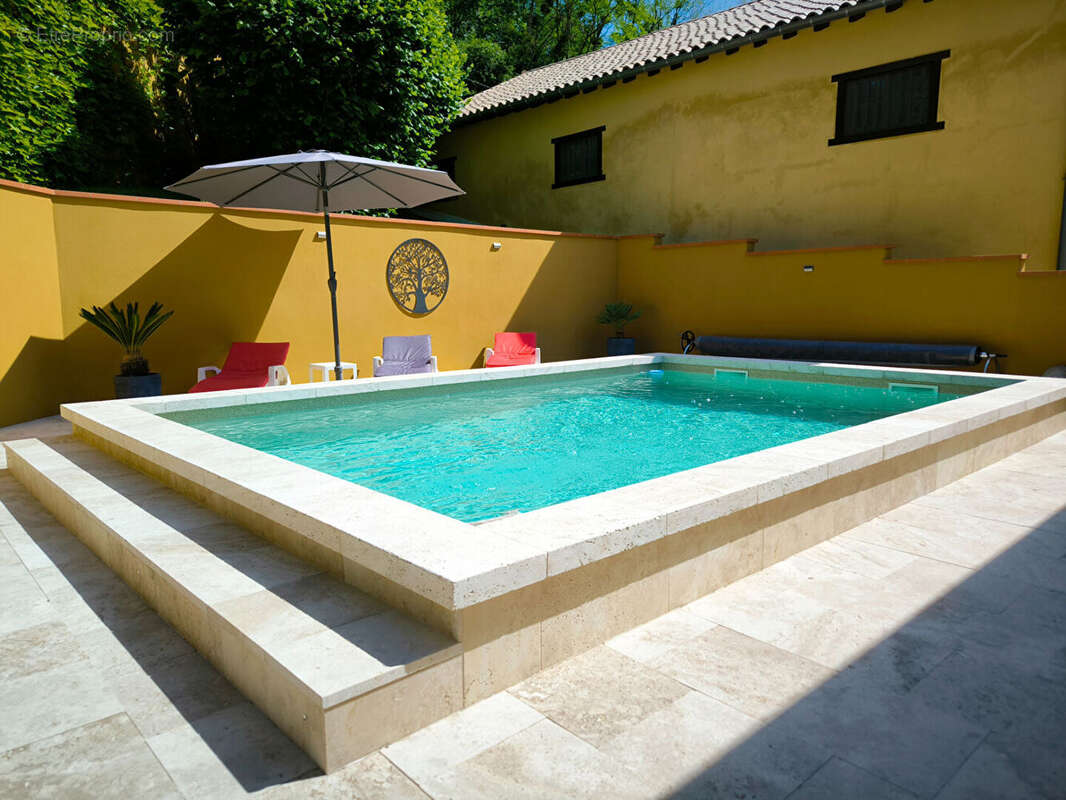 Ensemble immobilier de caractère dans un cadre bucolique - photo 3