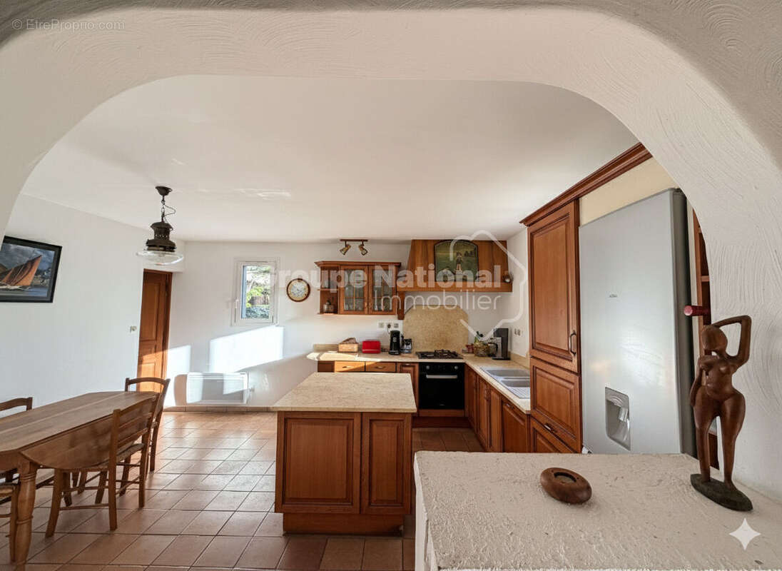 Maison à ENSUES-LA-REDONNE