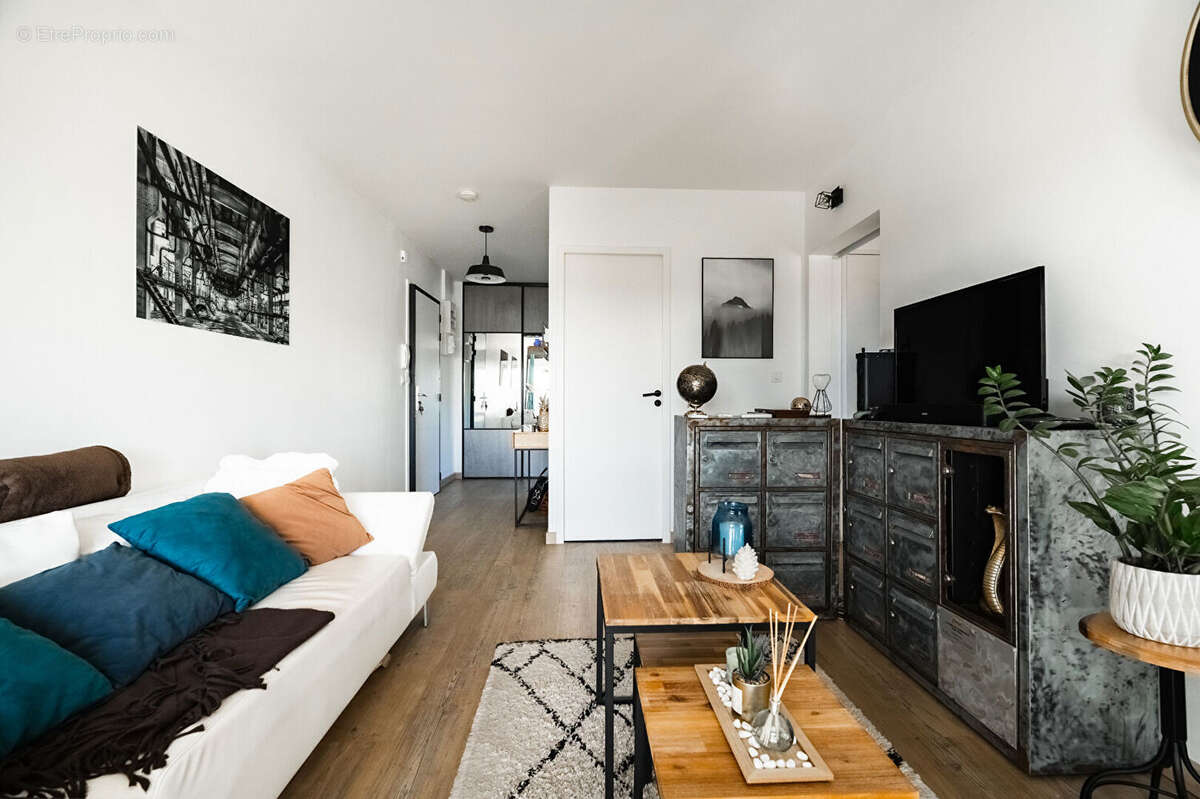 Appartement à SAINT-BARTHELEMY-D'ANJOU