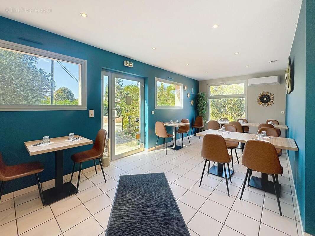 Photo 2 - Commerce à AUSSONNE