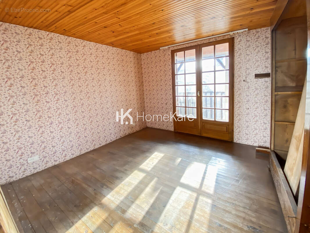 Maison à SALIES-DU-SALAT