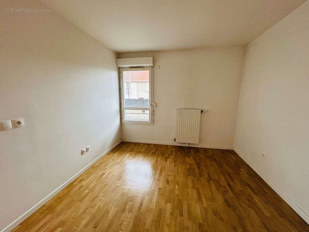 Appartement à LE PERREUX-SUR-MARNE
