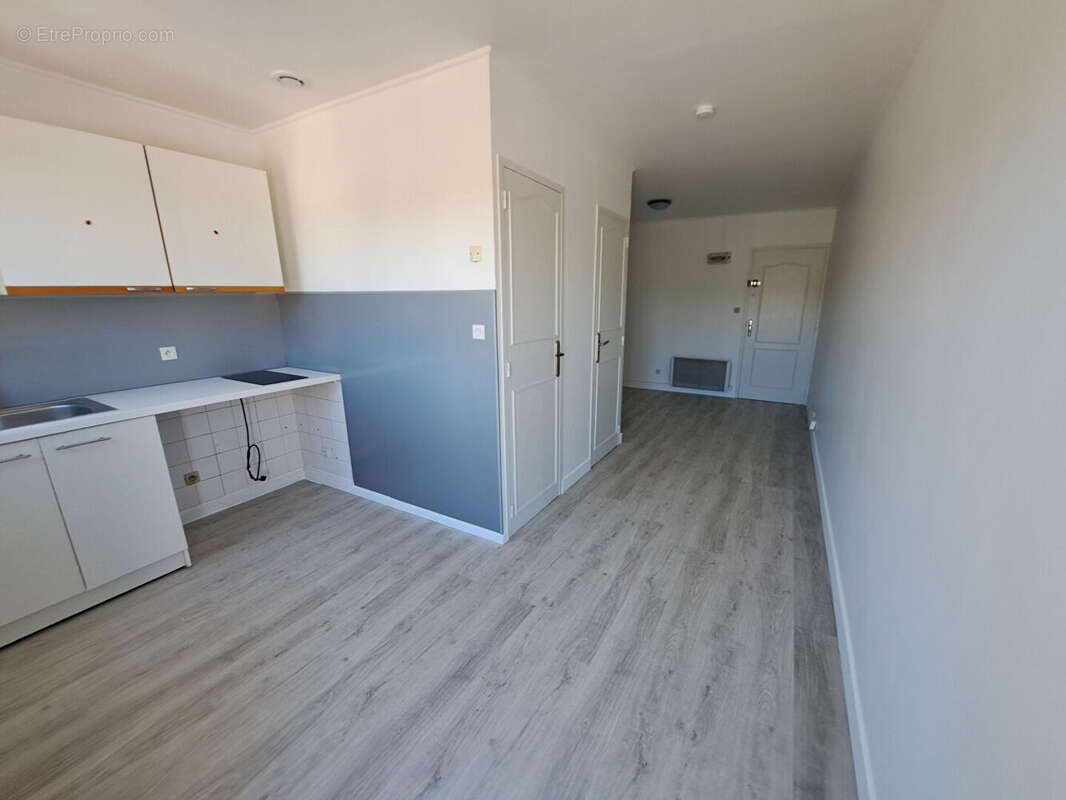 Appartement à VILLENEUVE-LES-AVIGNON