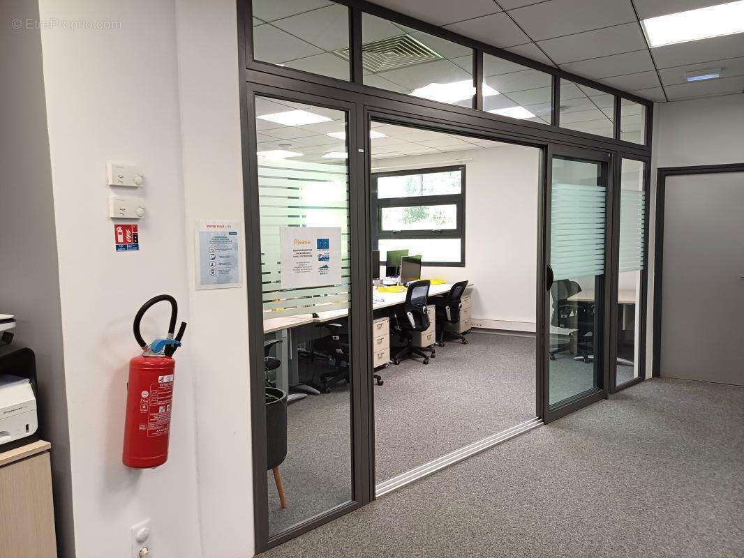 Commerce à SAINT-DENIS