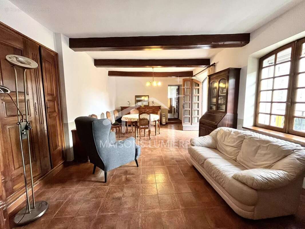 Appartement à SAINT-SATURNIN-LES-APT