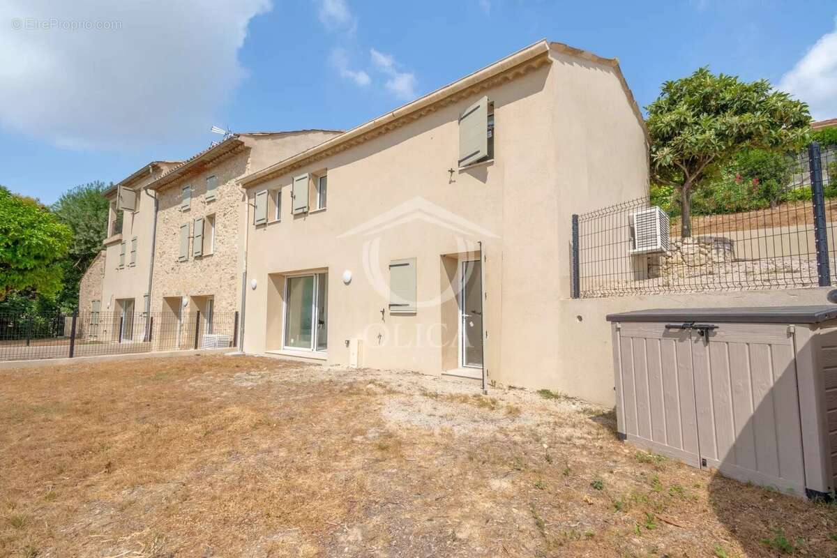 Mougins – pibonson – maison mitoyenne 3 pièces avec jardin, piscine et 2 stationnements - photo 15