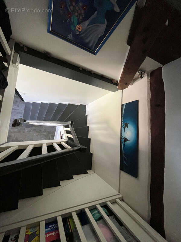 Maison à VIEILLE-EGLISE-EN-YVELINES