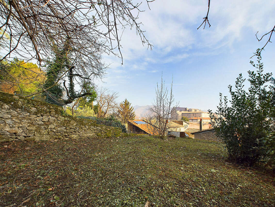 Maison à TOURNON-SUR-RHONE